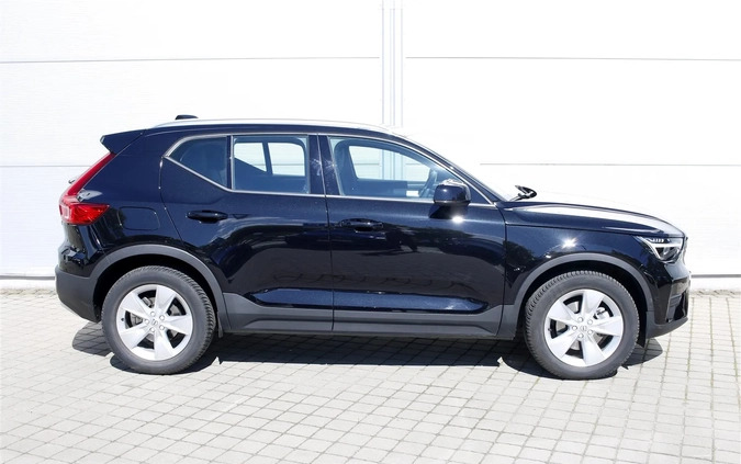 Volvo XC 40 cena 168888 przebieg: 7760, rok produkcji 2023 z Kunów małe 301